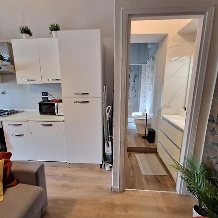 Casa Din Din Apartment ตูริน ภายนอก รูปภาพ