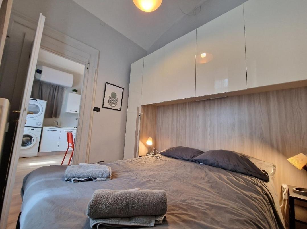 Casa Din Din Apartment ตูริน ภายนอก รูปภาพ